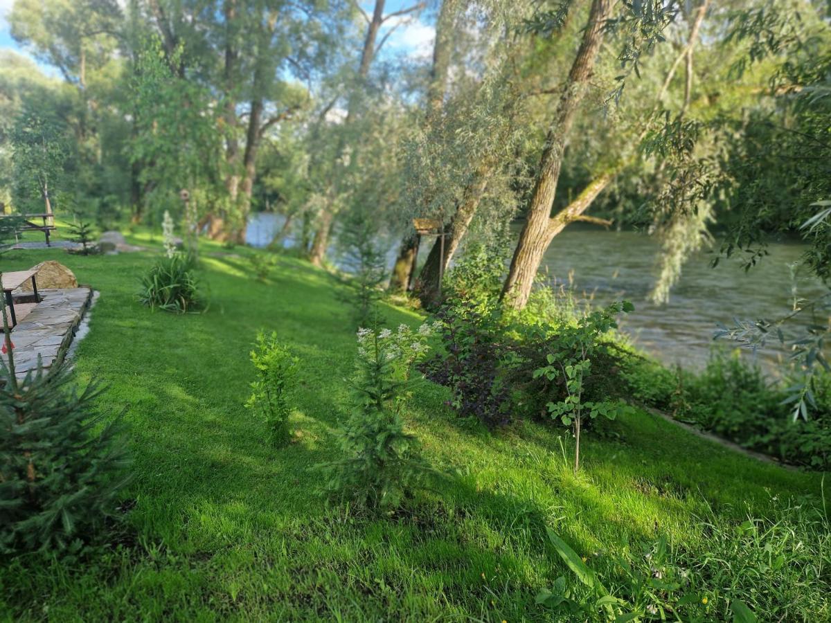 Villa Garden Besenova Luaran gambar