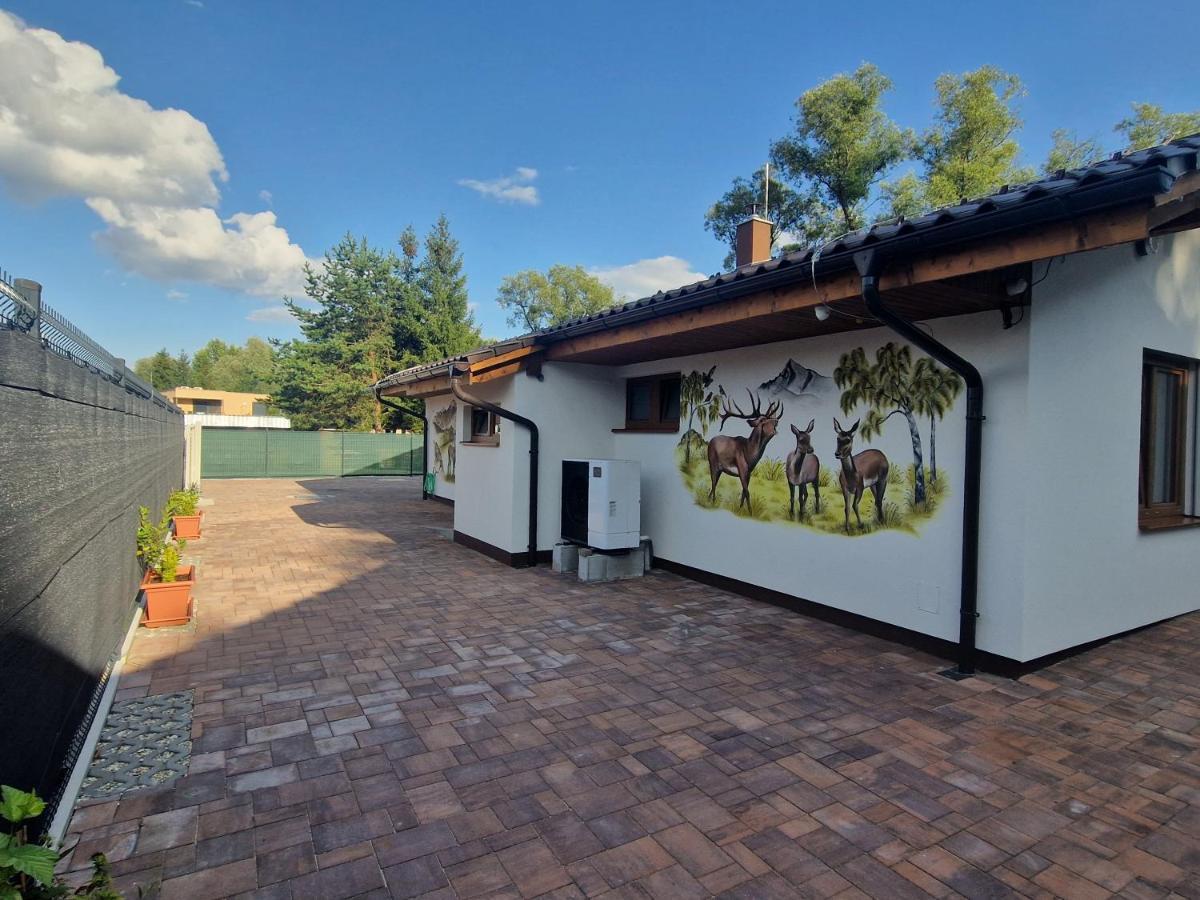 Villa Garden Besenova Luaran gambar