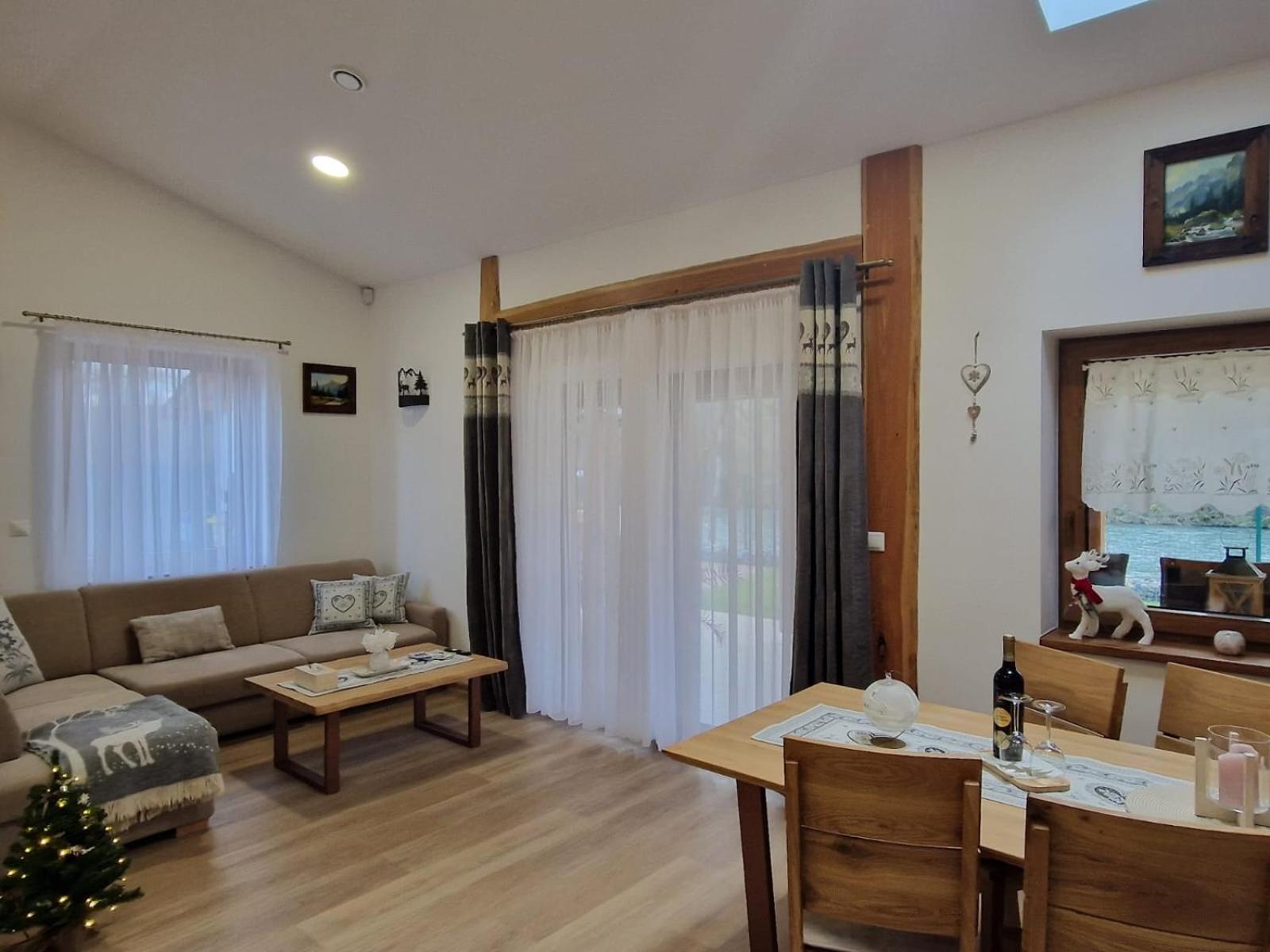 Villa Garden Besenova Luaran gambar